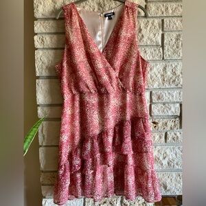 Express Pink and White  Dress Size Large